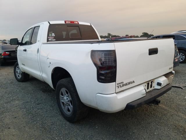 Photo 2 VIN: 5TFUY5F12DX301437 - TOYOTA TUNDRA DOU 