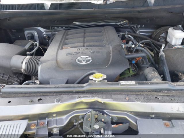 Photo 9 VIN: 5TFUY5F12EX330776 - TOYOTA TUNDRA 