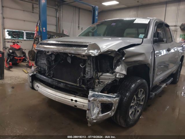 Photo 5 VIN: 5TFUY5F12GX542273 - TOYOTA TUNDRA 