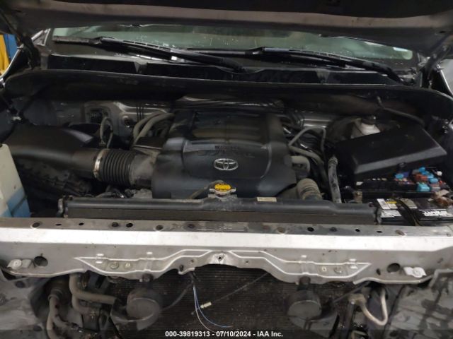 Photo 9 VIN: 5TFUY5F12GX542273 - TOYOTA TUNDRA 