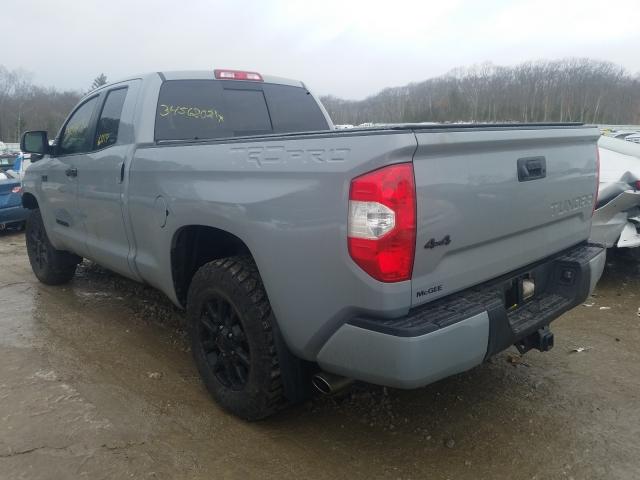 Photo 2 VIN: 5TFUY5F12HX621993 - TOYOTA TUNDRA DOU 