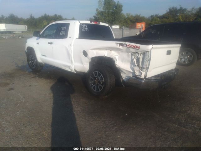 Photo 2 VIN: 5TFUY5F12JX682329 - TOYOTA TUNDRA 