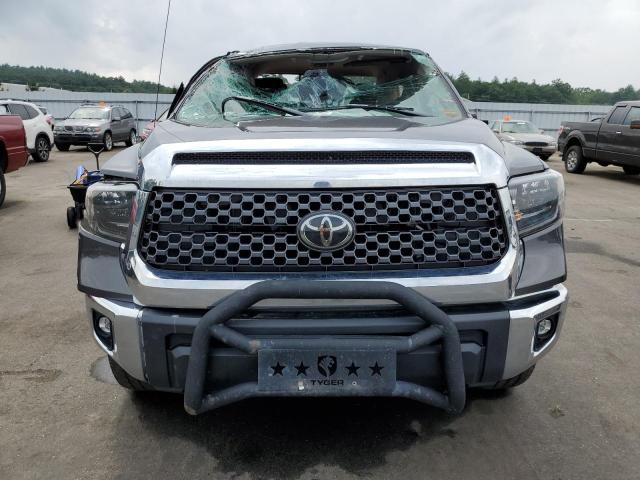 Photo 4 VIN: 5TFUY5F12KX789124 - TOYOTA TUNDRA DOU 