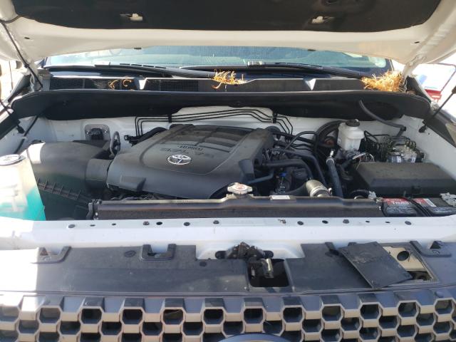 Photo 6 VIN: 5TFUY5F12KX847586 - TOYOTA TUNDRA DOU 