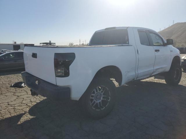 Photo 2 VIN: 5TFUY5F13AX148191 - TOYOTA TUNDRA 