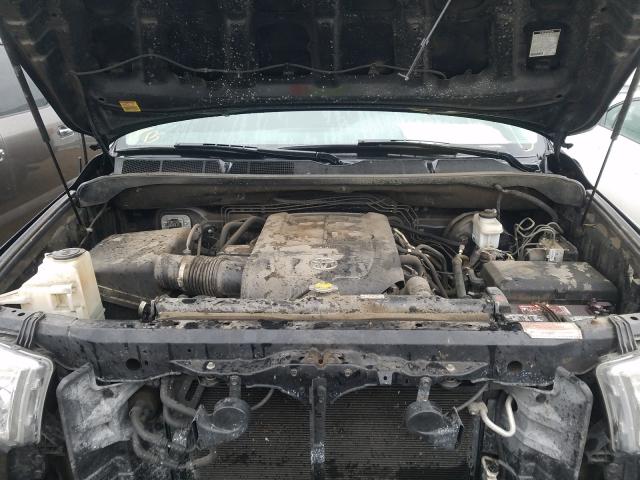 Photo 6 VIN: 5TFUY5F13BX203806 - TOYOTA TUNDRA DOU 