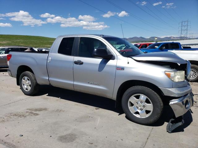 Photo 3 VIN: 5TFUY5F13CX217710 - TOYOTA TUNDRA DOU 