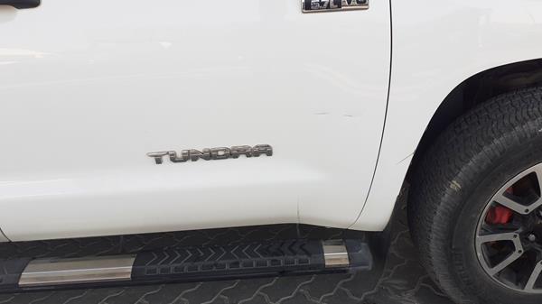 Photo 31 VIN: 5TFUY5F13EX338739 - TOYOTA TUNDRA 