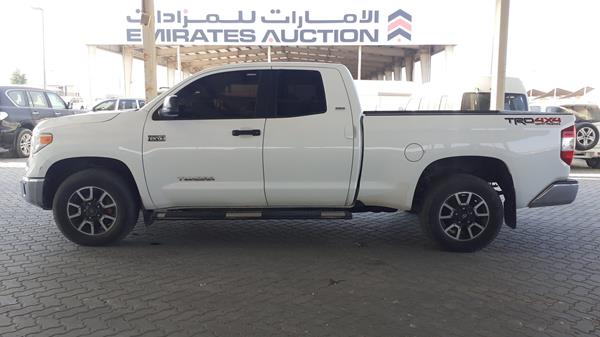 Photo 5 VIN: 5TFUY5F13EX338739 - TOYOTA TUNDRA 