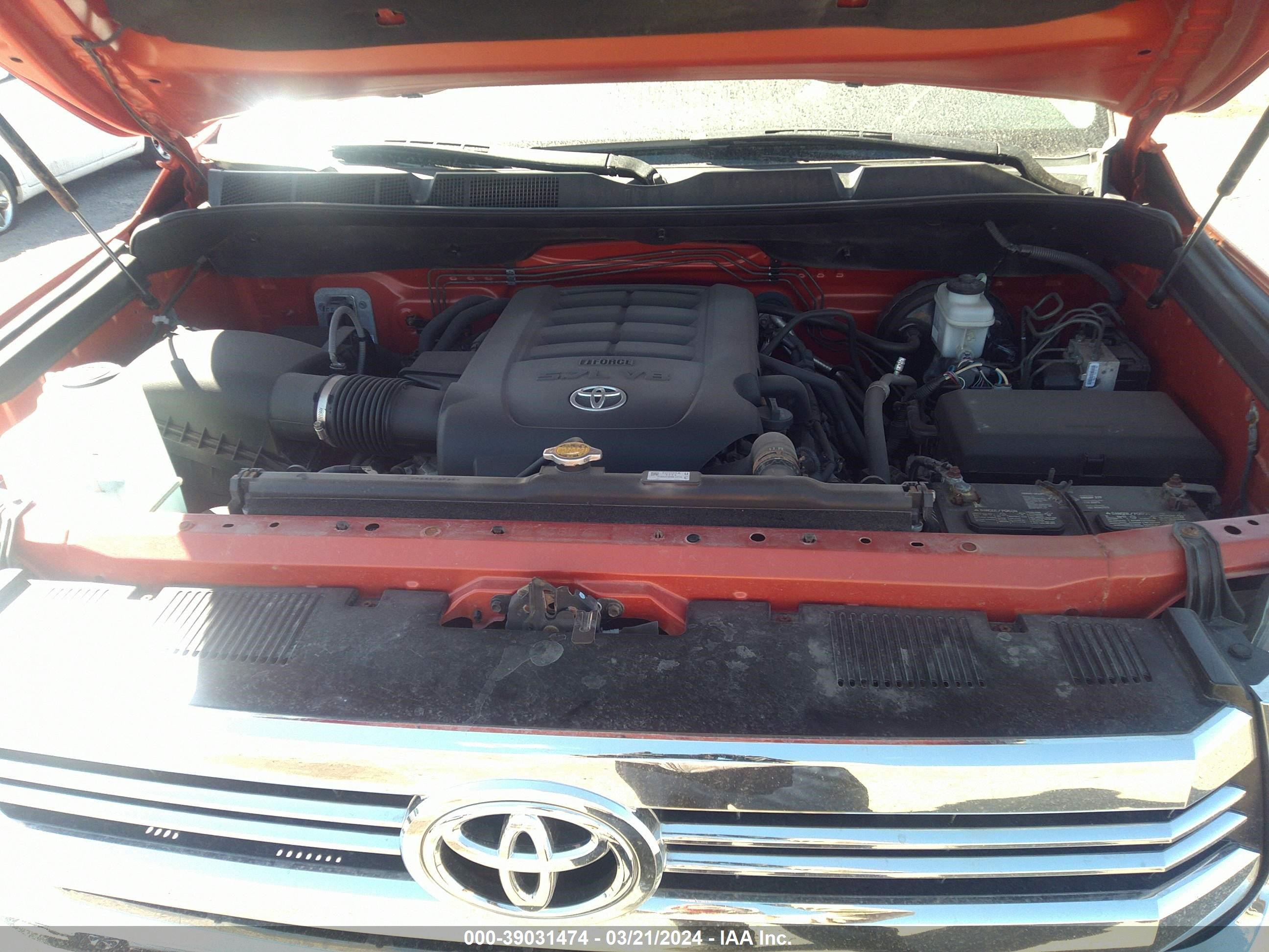 Photo 9 VIN: 5TFUY5F13GX571099 - TOYOTA TUNDRA 