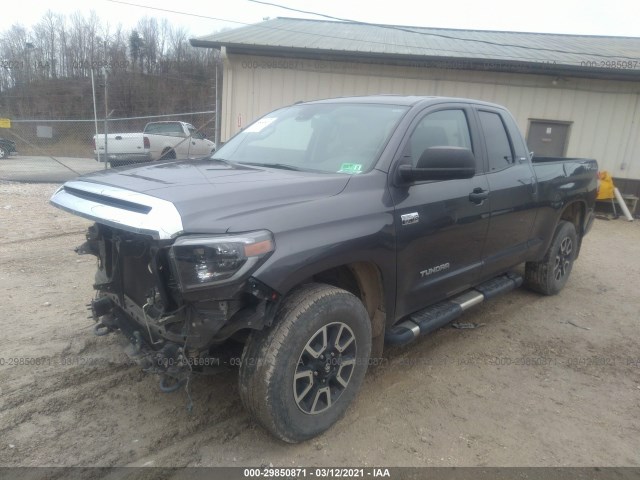 Photo 1 VIN: 5TFUY5F13KX778438 - TOYOTA TUNDRA 4WD 