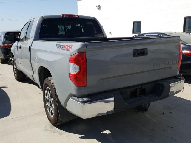 Photo 2 VIN: 5TFUY5F13KX819151 - TOYOTA TUNDRA DOU 