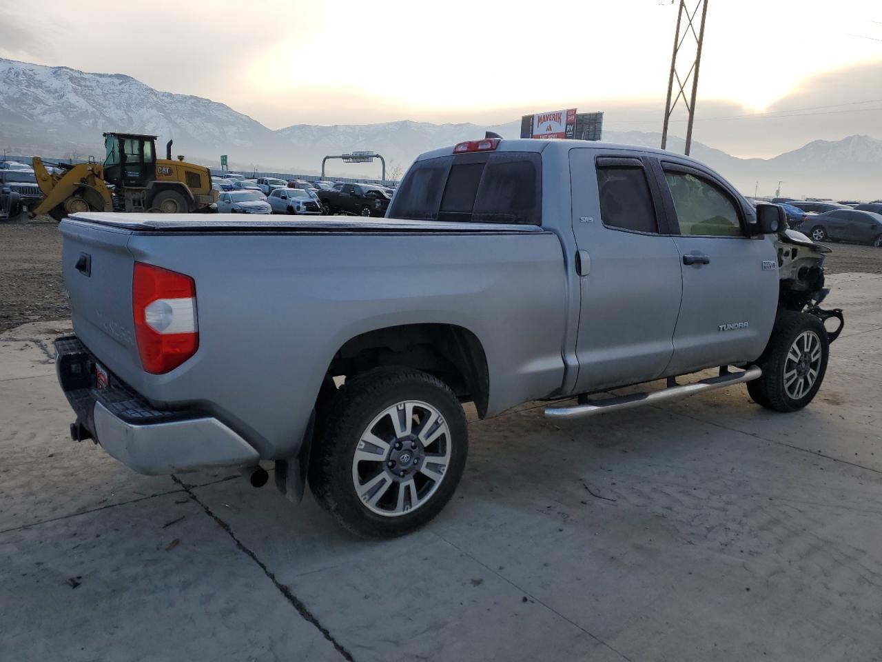 Photo 2 VIN: 5TFUY5F13LX900443 - TOYOTA TUNDRA 