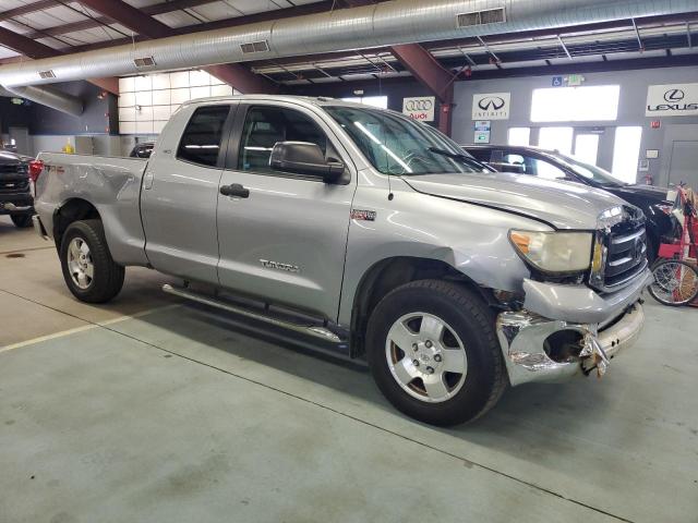 Photo 3 VIN: 5TFUY5F14AX138690 - TOYOTA TUNDRA DOU 