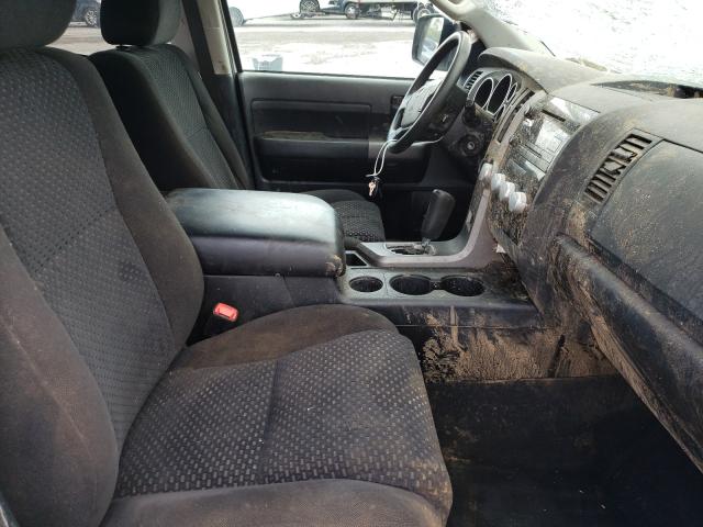 Photo 4 VIN: 5TFUY5F14AX156980 - TOYOTA TUNDRA DOU 