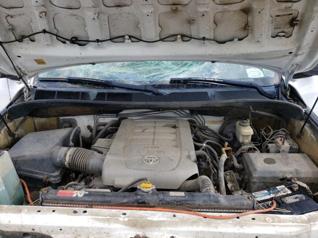 Photo 6 VIN: 5TFUY5F14AX156980 - TOYOTA TUNDRA DOU 