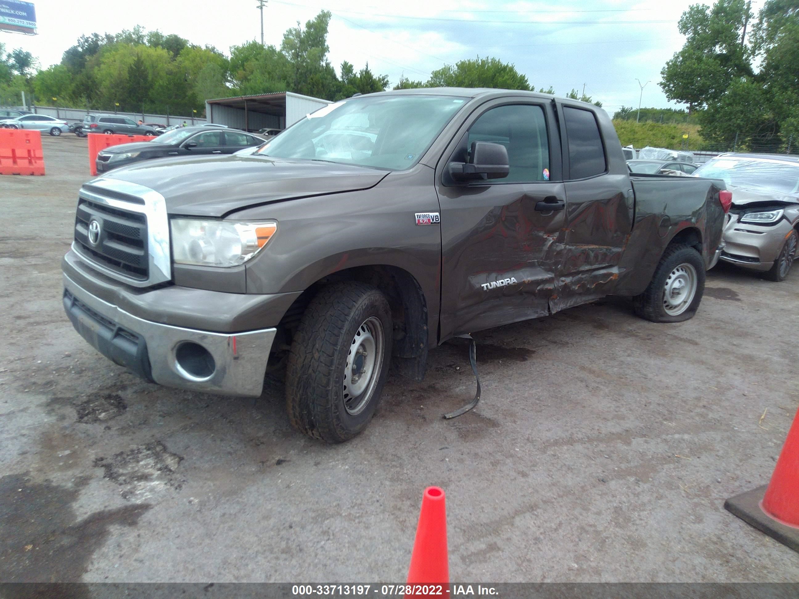 Photo 1 VIN: 5TFUY5F14BX181458 - TOYOTA TUNDRA 