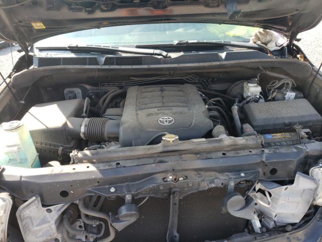 Photo 6 VIN: 5TFUY5F14CX235083 - TOYOTA TUNDRA DOU 