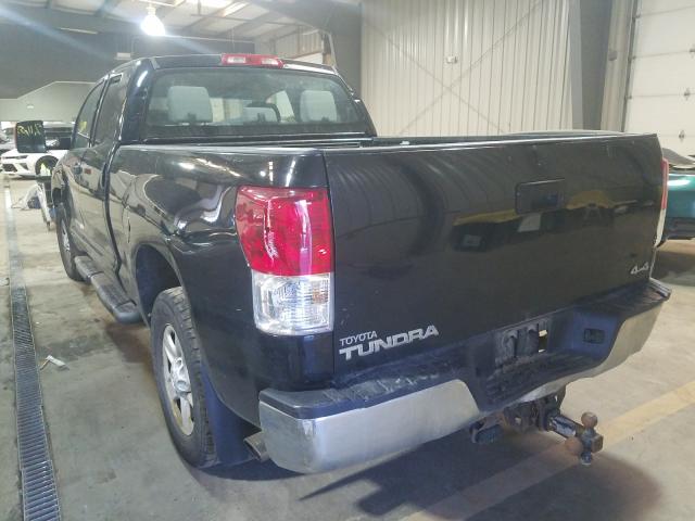 Photo 2 VIN: 5TFUY5F14DX316103 - TOYOTA TUNDRA DOU 