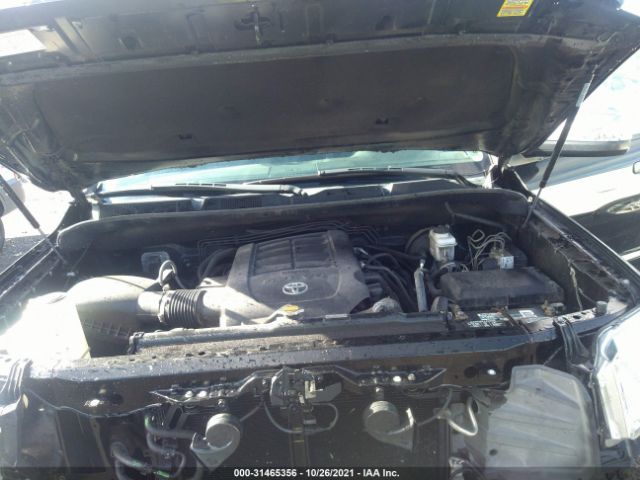 Photo 9 VIN: 5TFUY5F14EX367943 - TOYOTA TUNDRA 4WD TRUCK 