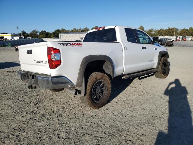 Photo 2 VIN: 5TFUY5F14FX474282 - TOYOTA TUNDRA DOU 