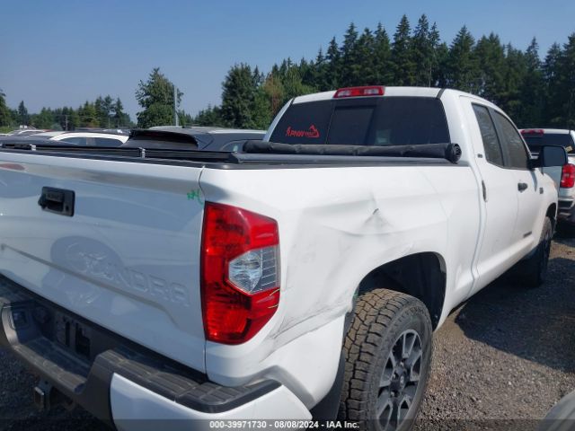 Photo 3 VIN: 5TFUY5F14GX539892 - TOYOTA TUNDRA 