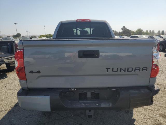 Photo 5 VIN: 5TFUY5F14HX593226 - TOYOTA TUNDRA DOU 