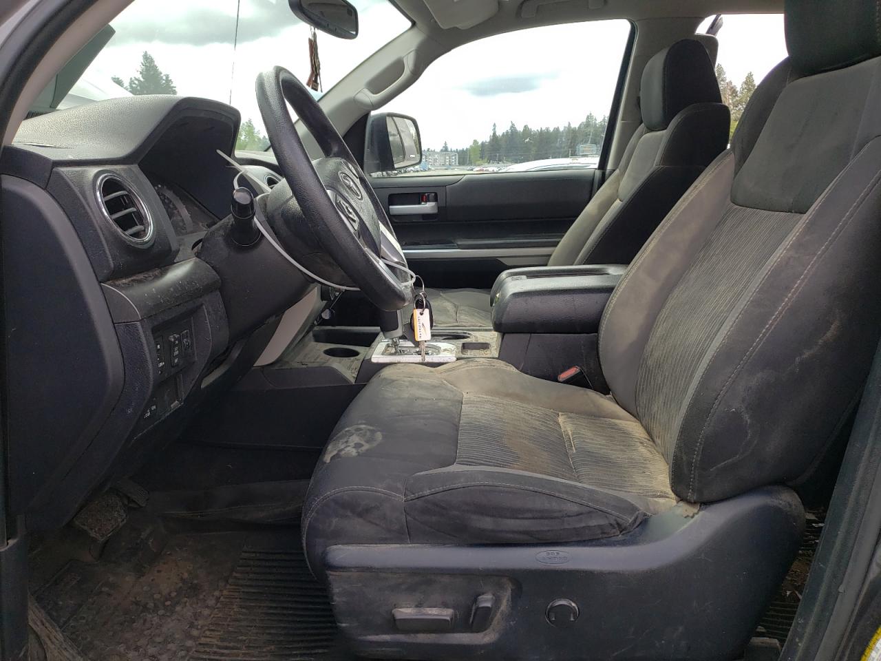 Photo 6 VIN: 5TFUY5F14HX673612 - TOYOTA TUNDRA 