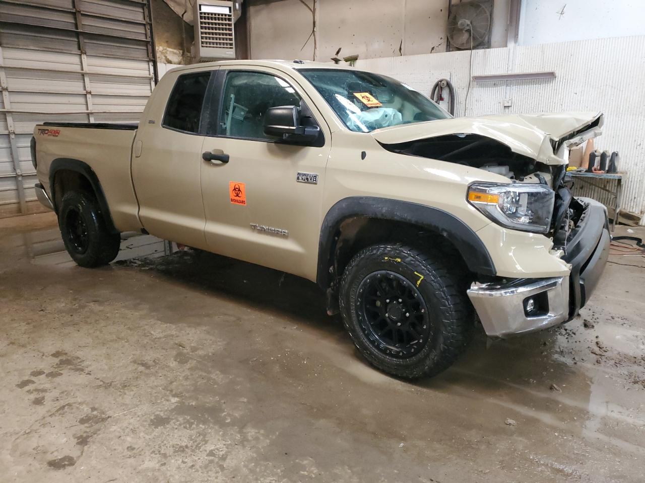 Photo 3 VIN: 5TFUY5F14JX727691 - TOYOTA TUNDRA 