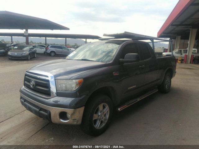 Photo 1 VIN: 5TFUY5F15BX180240 - TOYOTA TUNDRA 4WD TRUCK 