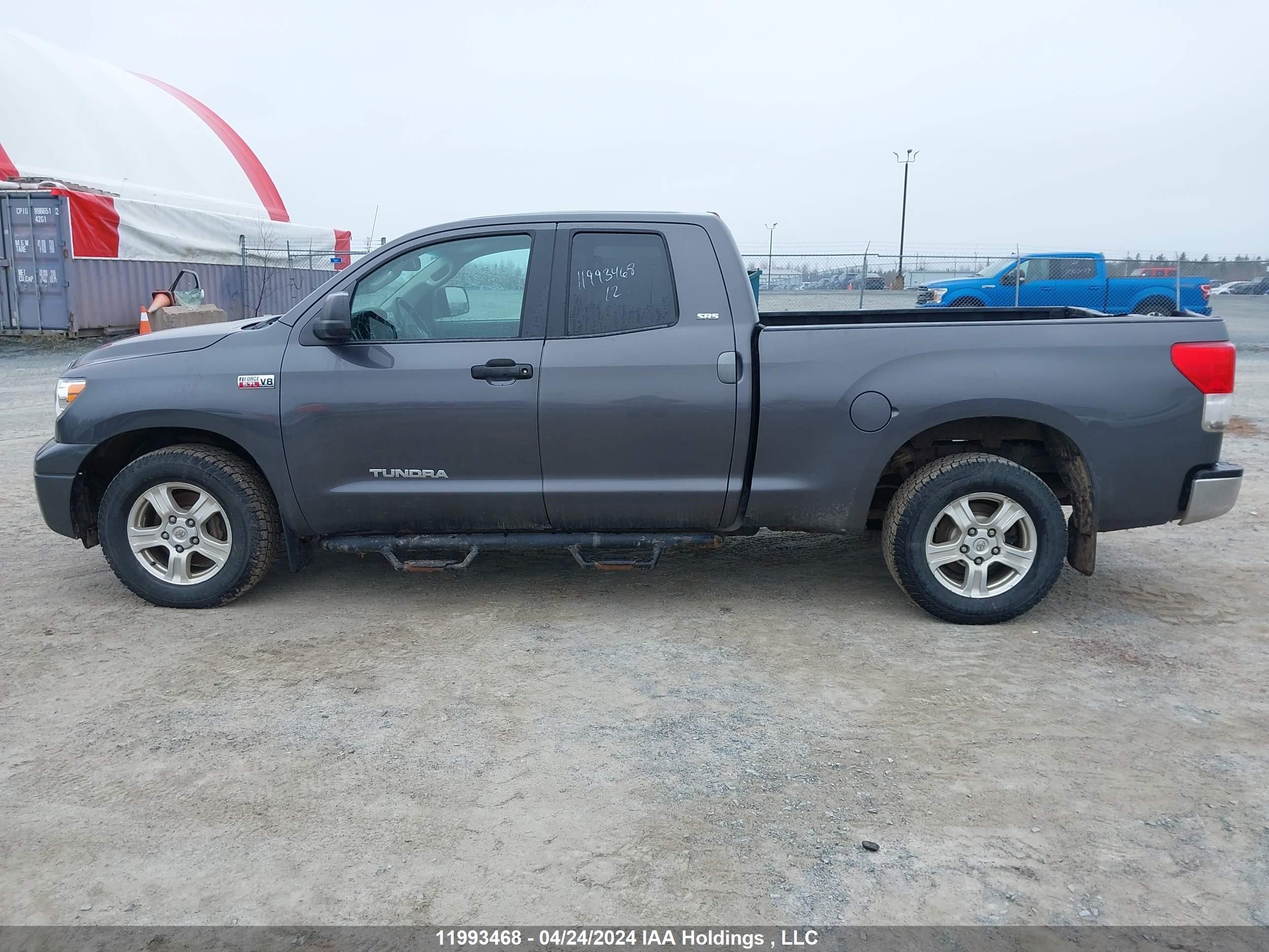 Photo 14 VIN: 5TFUY5F15CX256170 - TOYOTA TUNDRA 