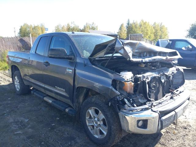 Photo 3 VIN: 5TFUY5F15EX381009 - TOYOTA TUNDRA DOU 