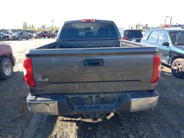 Photo 5 VIN: 5TFUY5F15EX381009 - TOYOTA TUNDRA DOU 