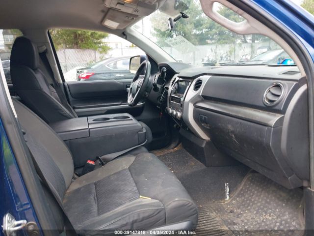 Photo 4 VIN: 5TFUY5F15FX479779 - TOYOTA TUNDRA 