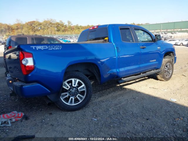 Photo 3 VIN: 5TFUY5F15JX707174 - TOYOTA TUNDRA 