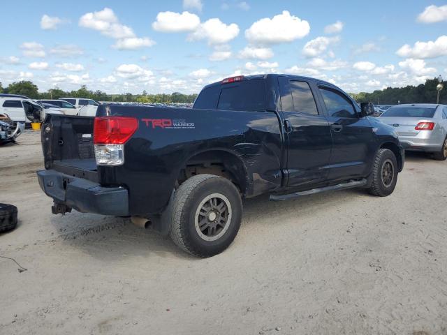 Photo 2 VIN: 5TFUY5F16AX101978 - TOYOTA TUNDRA DOU 