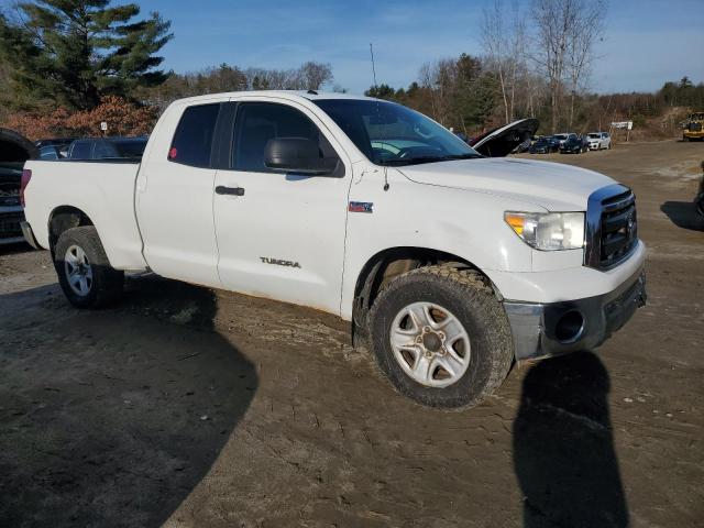 Photo 3 VIN: 5TFUY5F16AX147956 - TOYOTA TUNDRA DOU 