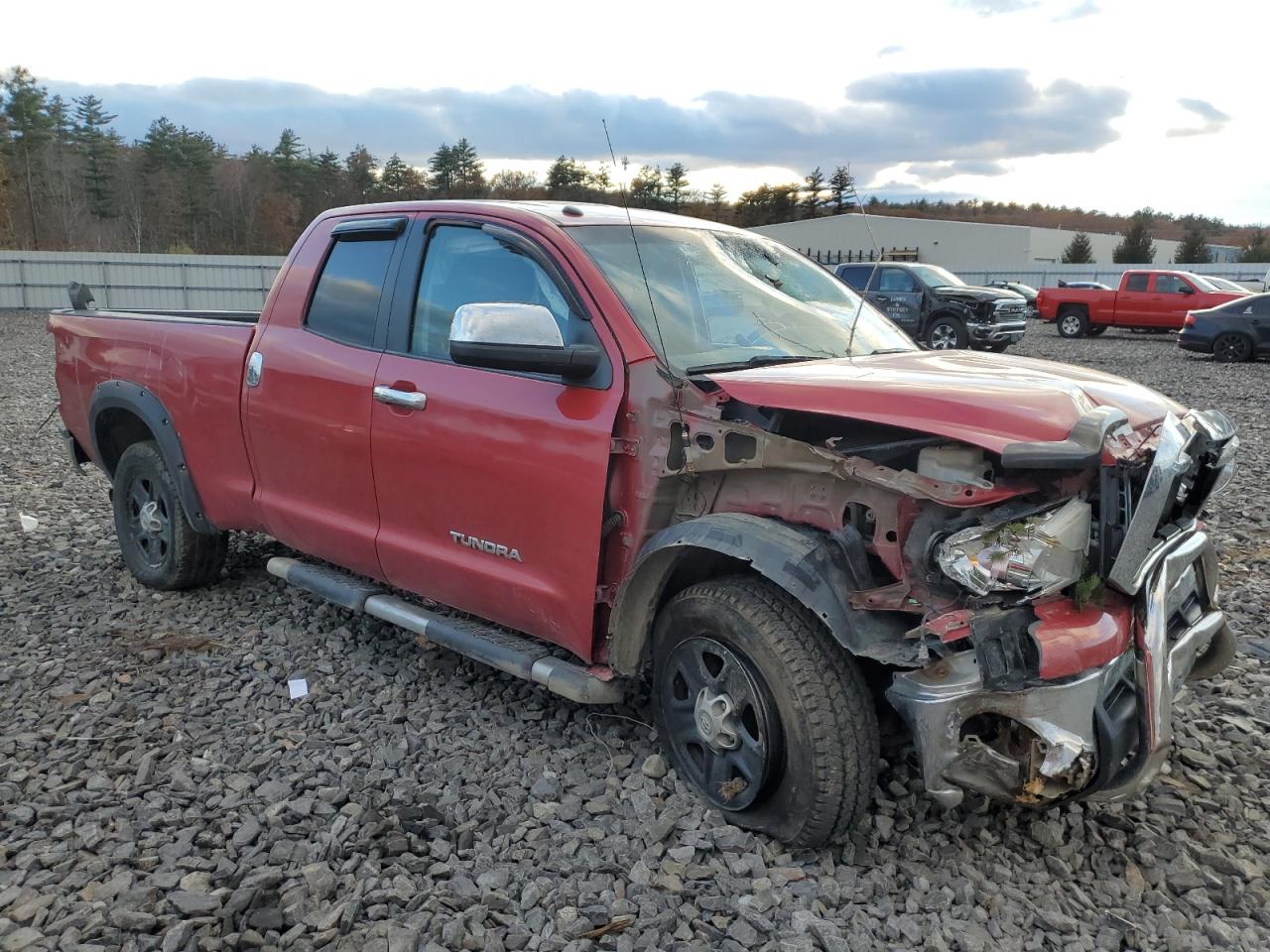 Photo 3 VIN: 5TFUY5F16BX185740 - TOYOTA TUNDRA 