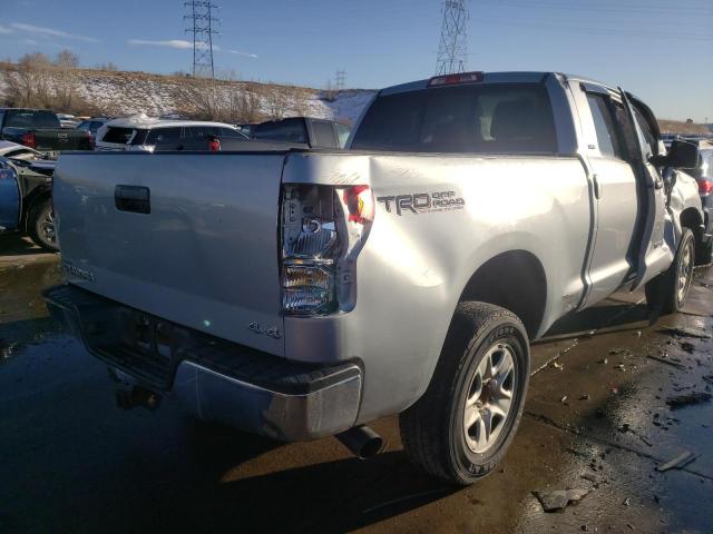 Photo 3 VIN: 5TFUY5F16BX205971 - TOYOTA TUNDRA DOU 