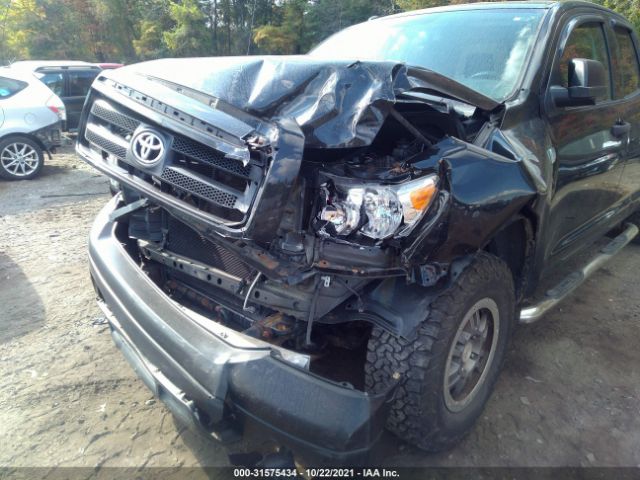 Photo 5 VIN: 5TFUY5F16DX272024 - TOYOTA TUNDRA 4WD TRUCK 