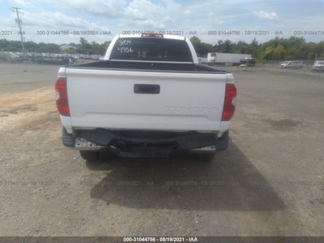 Photo 5 VIN: 5TFUY5F16FX460478 - TOYOTA TUNDRA 4WD TRUCK 