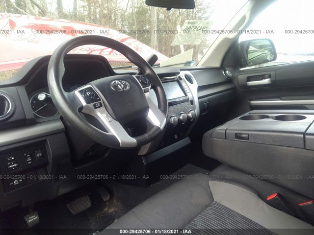 Photo 4 VIN: 5TFUY5F16GX570500 - TOYOTA TUNDRA 