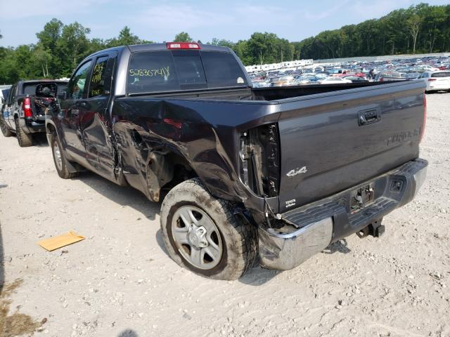 Photo 2 VIN: 5TFUY5F16GX577768 - TOYOTA TUNDRA DOU 