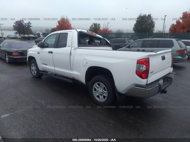 Photo 2 VIN: 5TFUY5F16GX581397 - TOYOTA TUNDRA 4WD TRUCK 