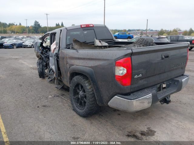 Photo 2 VIN: 5TFUY5F16KX816857 - TOYOTA TUNDRA 