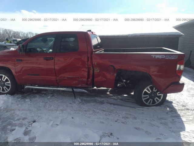 Photo 5 VIN: 5TFUY5F16LX882682 - TOYOTA TUNDRA 4WD 