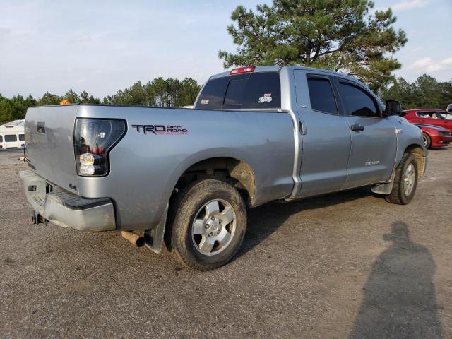 Photo 2 VIN: 5TFUY5F17AX158013 - TOYOTA TUNDRA DOU 