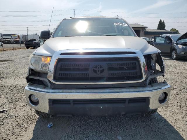 Photo 4 VIN: 5TFUY5F17BX201816 - TOYOTA TUNDRA DOU 