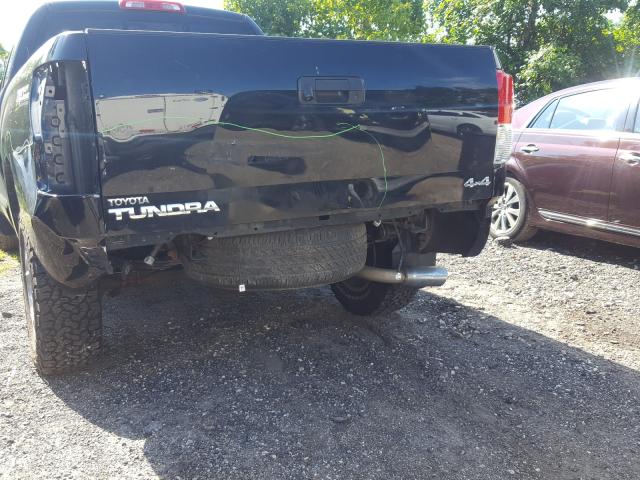 Photo 8 VIN: 5TFUY5F17CX222831 - TOYOTA TUNDRA DOU 