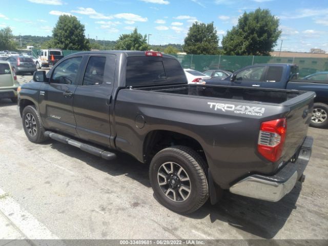 Photo 2 VIN: 5TFUY5F17EX324570 - TOYOTA TUNDRA 4WD TRUCK 